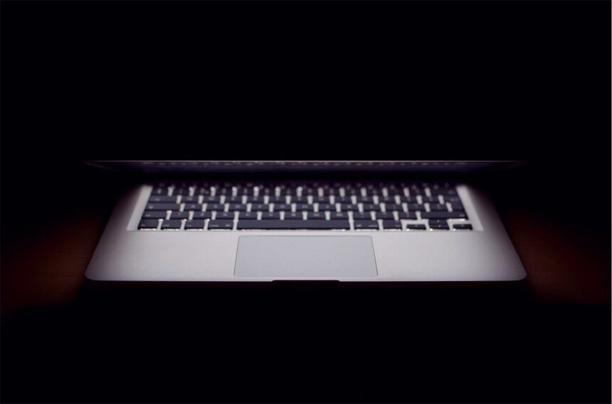 zagro?enie w sieci, sie? cyberbezpiecze?stwo, www, atak hakerski