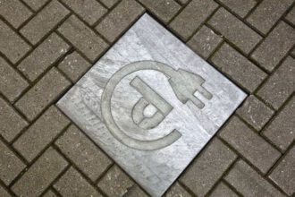 elektryczne auto, stacja ?adowania