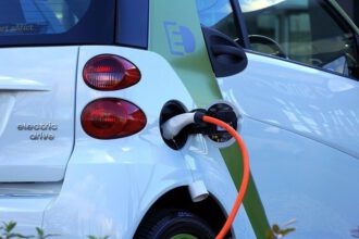 electric car 1458836 960 720