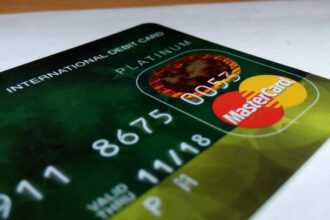 international debit card 388996 1280