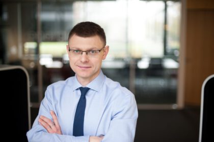 Konrad Ciesio?kiewicz orange
