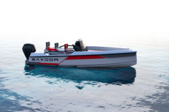 yacht, Saxador