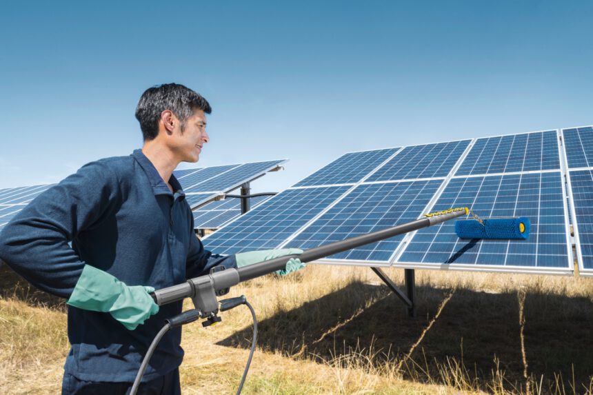 HD Solar plant cleaning app 01 CI15 300 dpi jpg