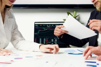 wykres, gie?da, koniunktura, BoomBit, Wall Street, VMware, bo?
