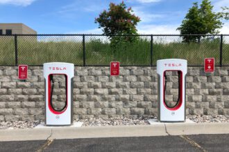 tesla, elektromobilno??, ?adowarka