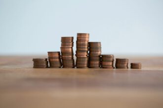 pieni?dze, wyniki, finanse