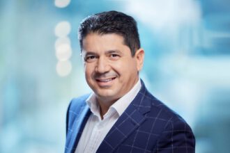 Costas Tziamalis - Cz?onek Zarz?du ASBIS Enterprises s