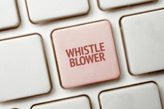 sygnali?ci, whistleblower