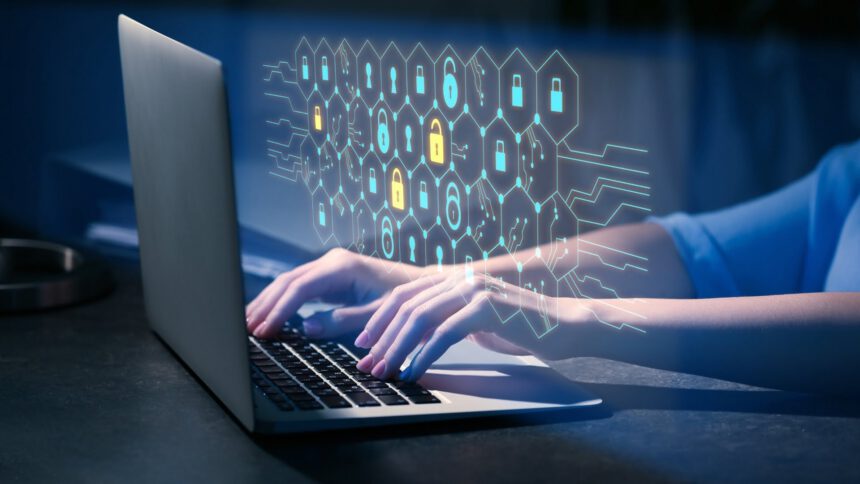 Dane, cyberbezpiecze?stwo, ochrona prywatno?ci