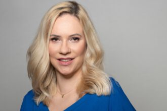 Ewelina Ciach, Medallia