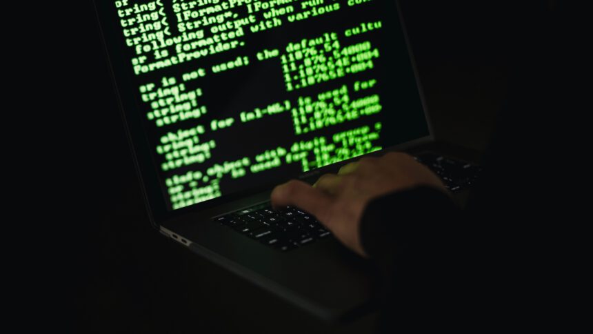 szyfrowanie, cyberbezpiecze?stwo, szpieg
