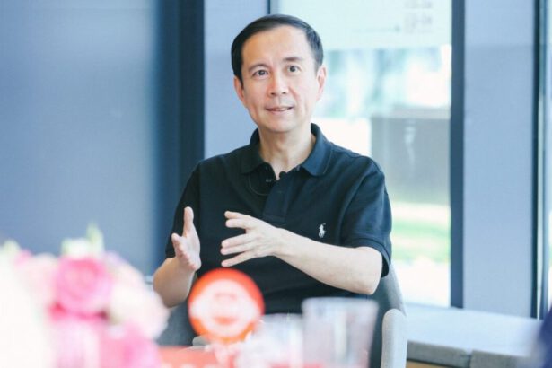 Daniel Zhang, Alibaba