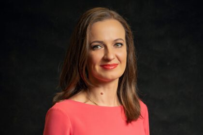 Monika Czech, Komsa