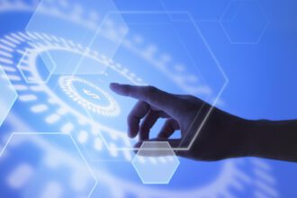 technologia, pieni?dze, wydatki na IT, architektura IT