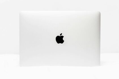 Apple, Macbook