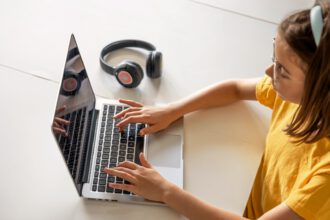 dzieci, technologia, edukacja, zwi?zek cyfrowa polska