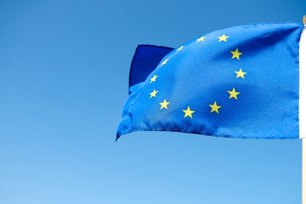 UE