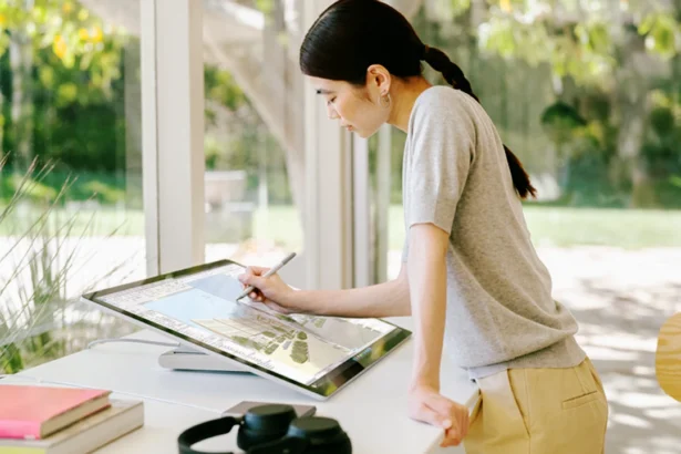 Microsoft Surface Studio 2+