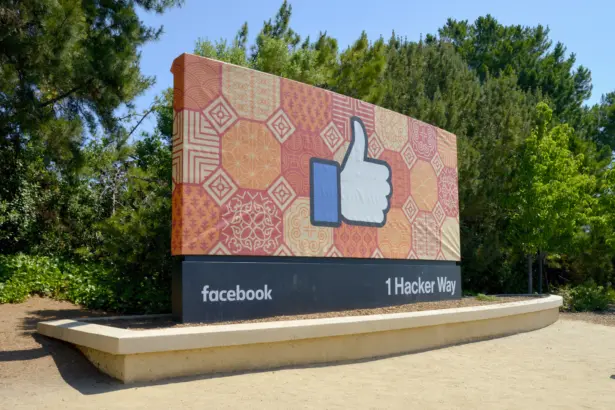 Meta, Facebook