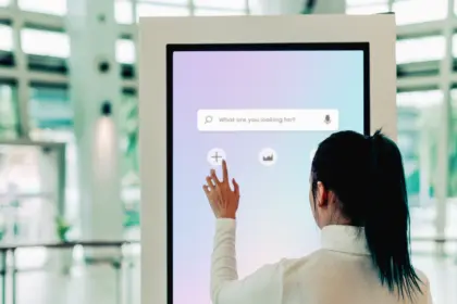 Digital signage market